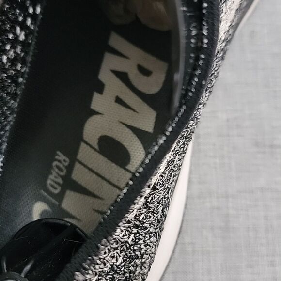 Nike Flyknit Racer Oreo 2.0 Black / White running GS shoes 526628-012 Men\'s 9 main image 4